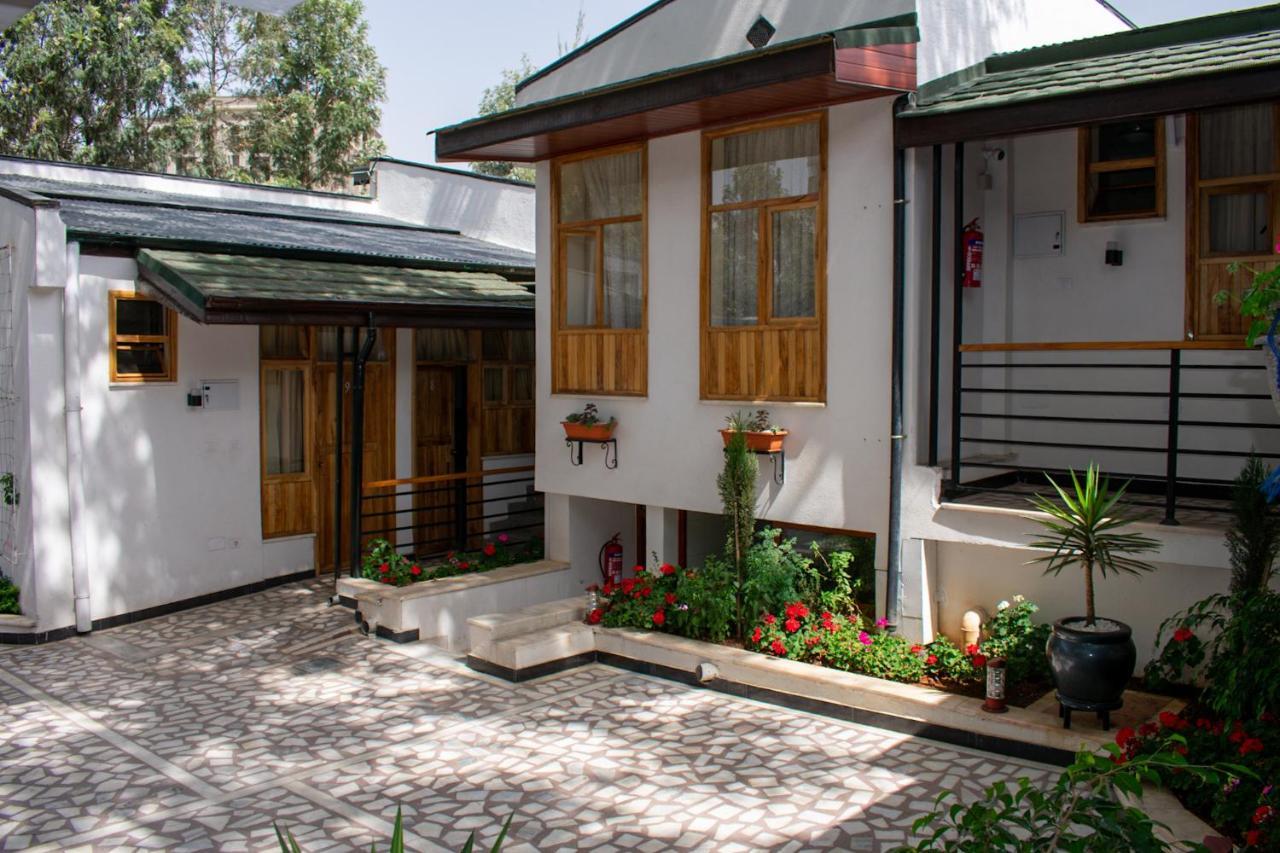 Choice Guest House 2 아디스아바바 외부 사진